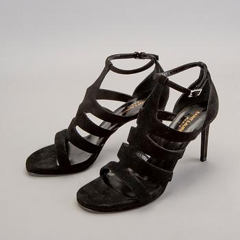 Yves saint Laurent, skor ett par strl 39,5.