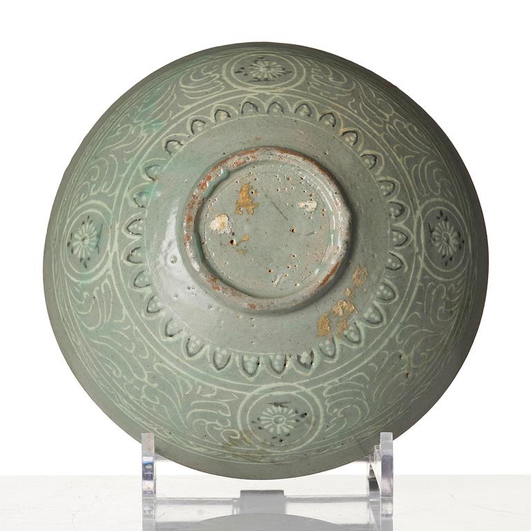 A celadon glazed slip-decorated bowl, Korea, Goryeo, 12/13th century.