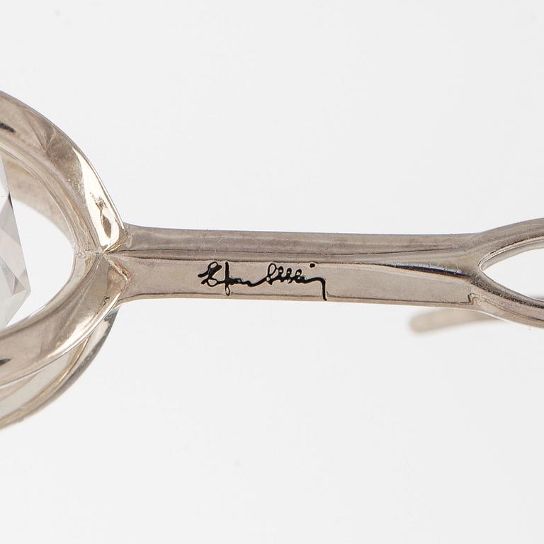 Efva Attling, örhängen, "Captured Harmony", sterling silver och bergkristall.
