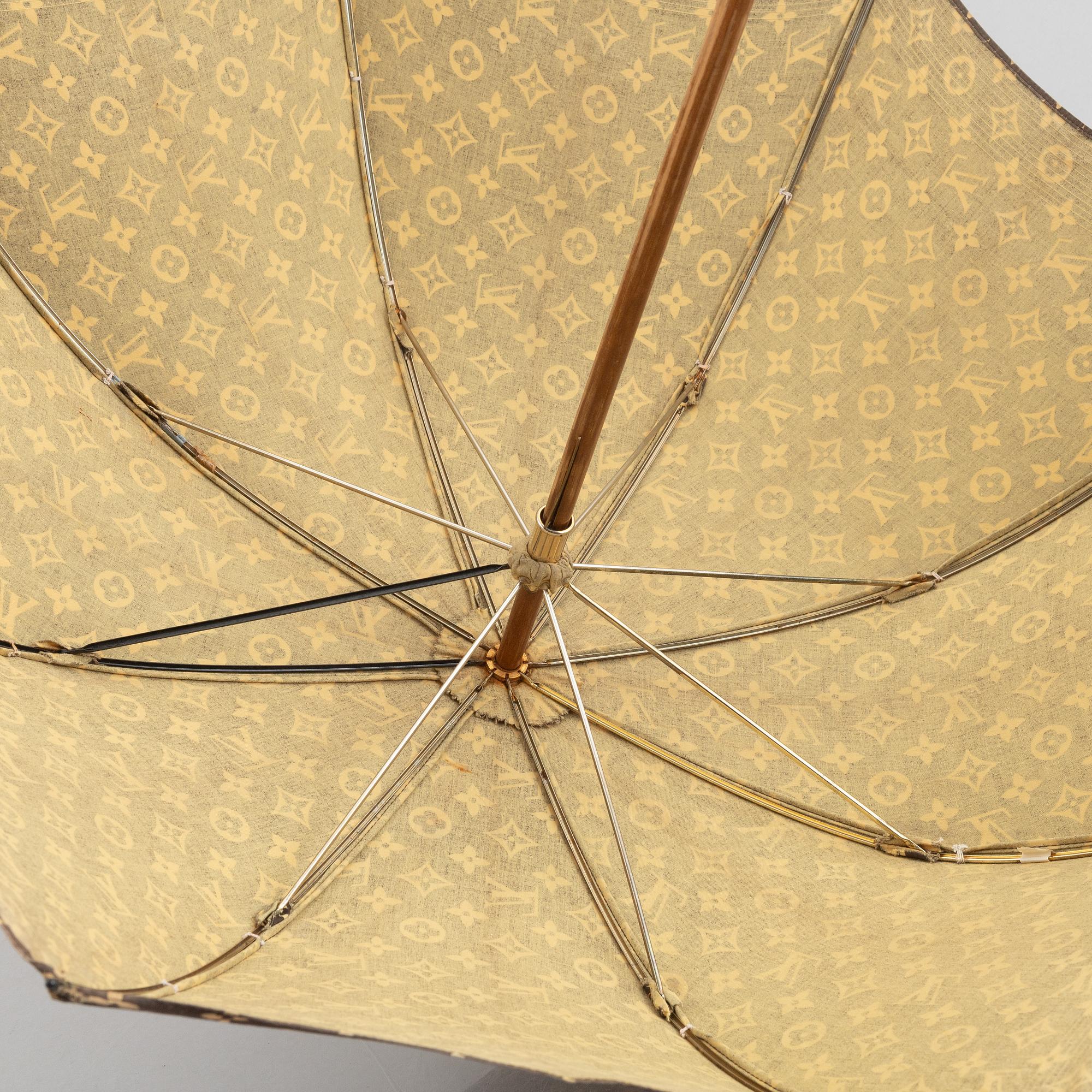Louis Vuitton, umbrella, vintage.