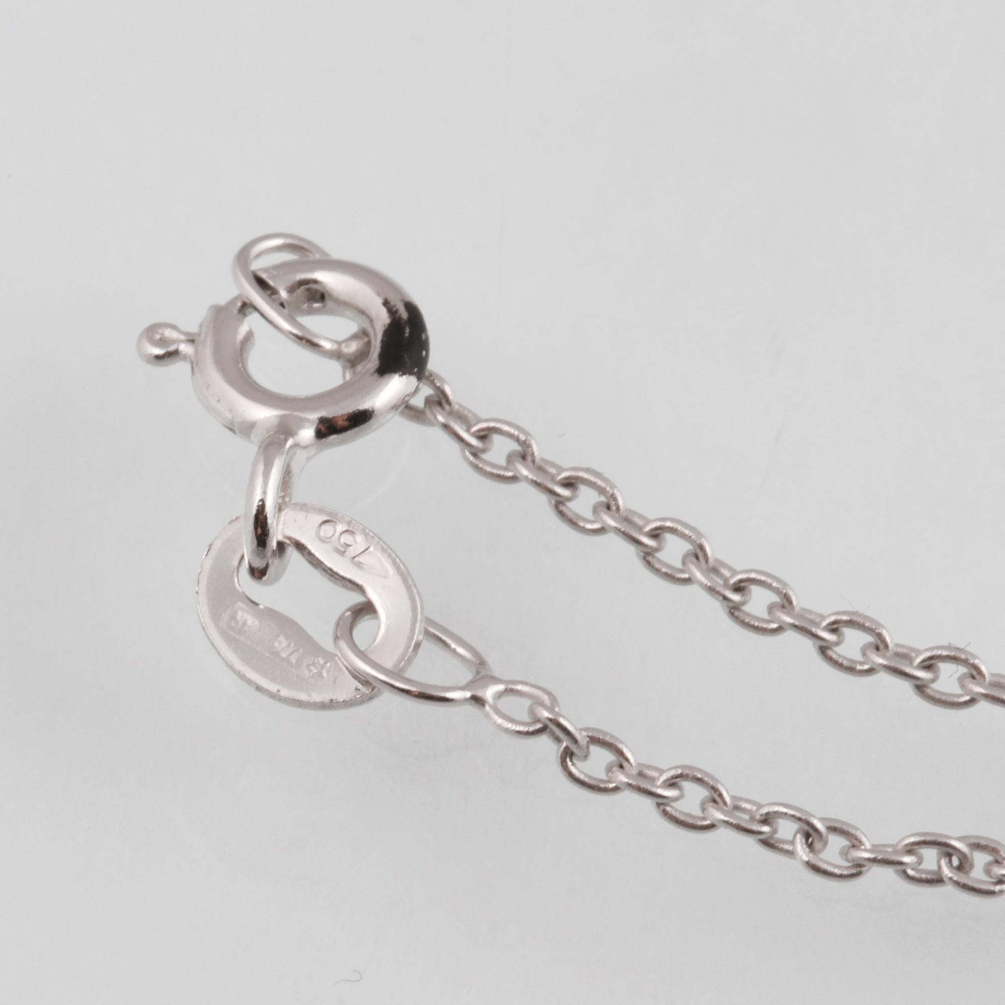 HÄNGE, 18K vitguld med ovalslipad blå safir ca 1.46 ct samt briljantslipade diamanter ca 0.49 ct. Vikt 5,1 gram.