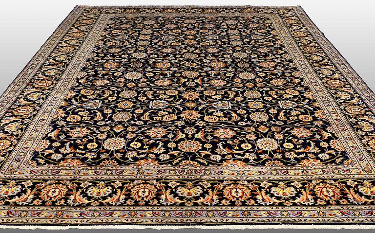 A CARPET, Kashan, signerad 420 x 316 cm.