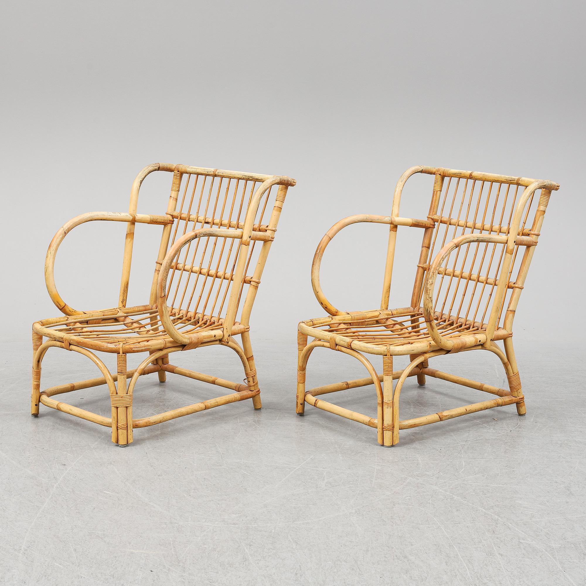 A pair of easy chairs, second half of the 20th century.