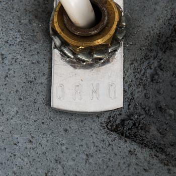 Lisa Johansson-Pape, pöytävalaisin, "Senator", Orno. Muotoiltu 1947.