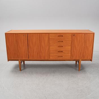 SIDEBOARD, teak, ca 1950-60-tal.