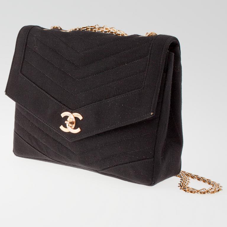 A Chanel shoulder bag.