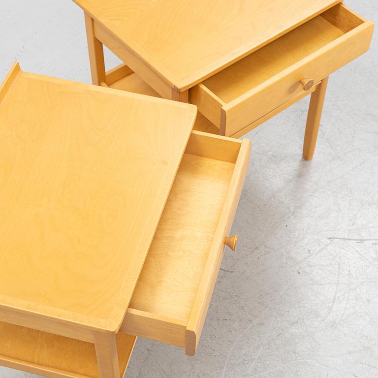 Carl Malmsten, a pair of birch bedside tables, Åfors Möbelfabrik.