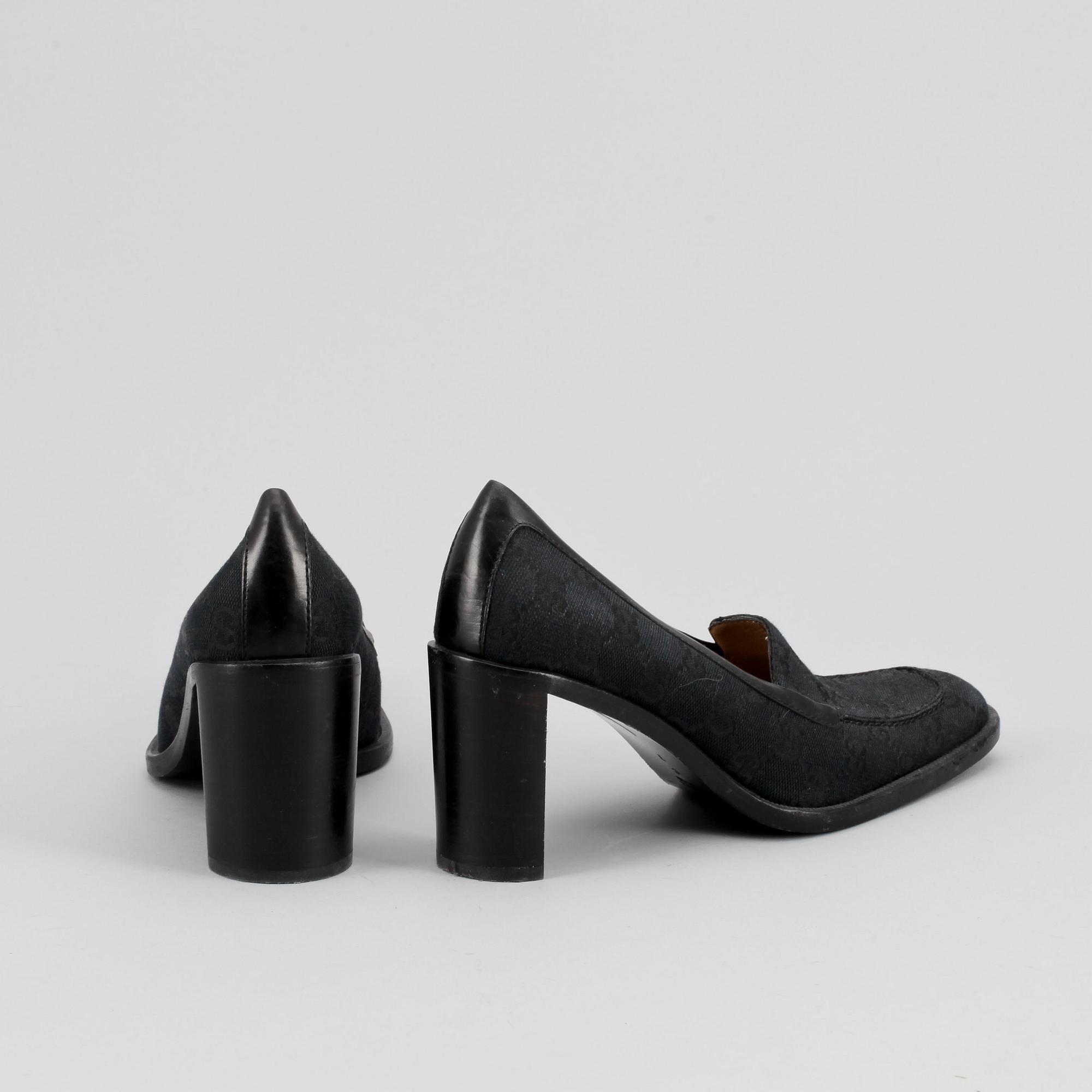 VÄSKA samt SKOR, 3 delar, Gucci.