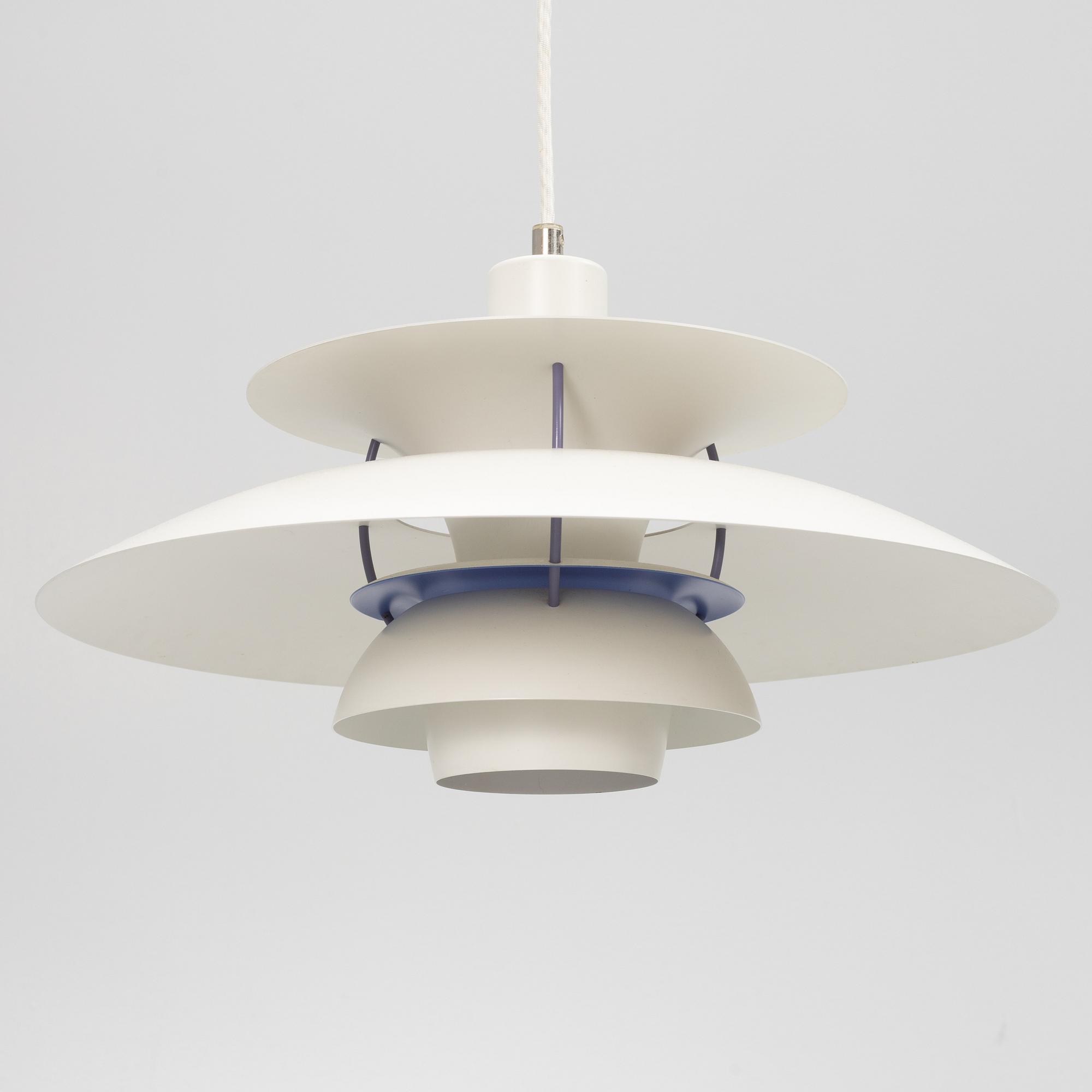 Poul Henningsen, taklampa, "PH5", Louis Poulsen, Danmark.