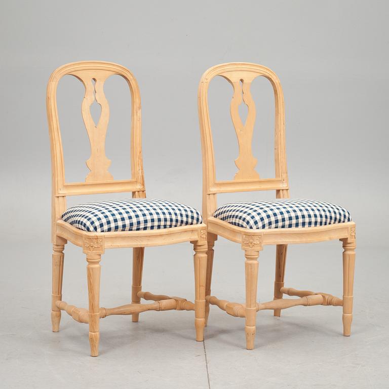 STOLAR, ett par, "Hallunda" ur Ikeas 1700-tals serie, 1990-tal.