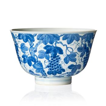 A large blue and white bowl, Qing dynasty with Tongzhi mark and of the period (1862-74).