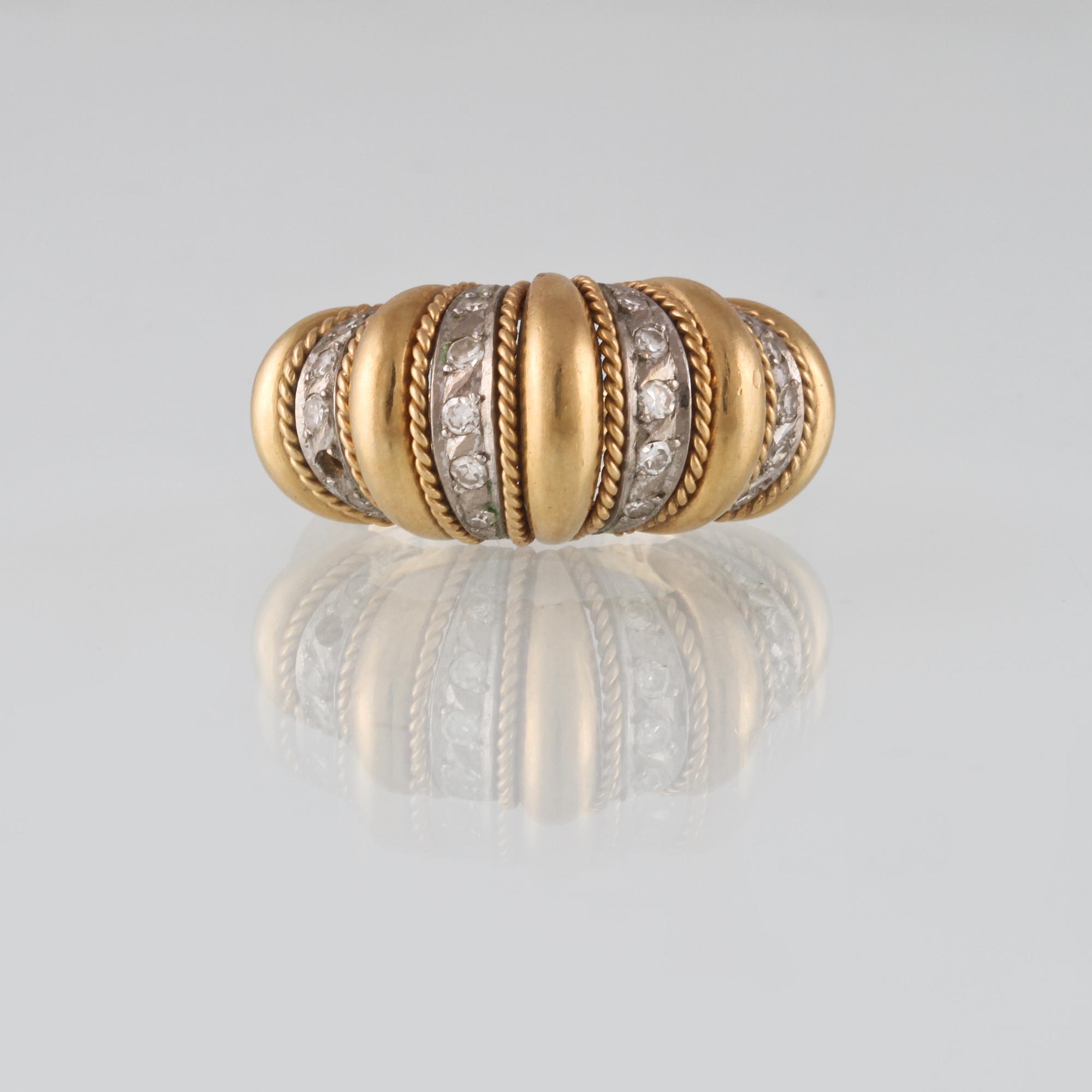 RING, 18K guld samt åttkantslipade diamanter. Vikt 10,0 gram.