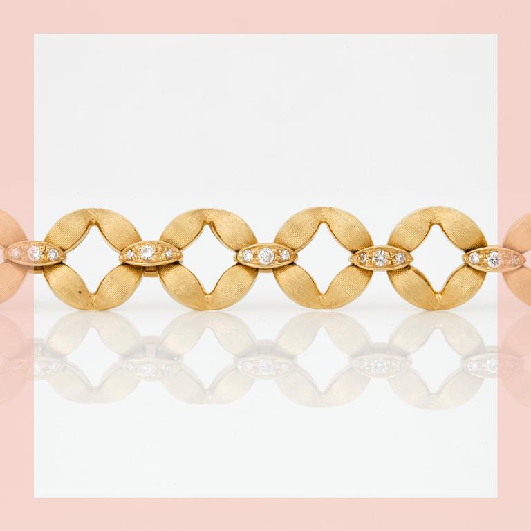 COLLIER, Chiampesan, Gioielli, Italien, 18k guld med briljantslipade diamanter tot ca 0,10ct. Vikt ca46g.