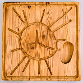 ILMARI TAPIOVAARA, a 1960's cutting board for Laupaan Puu.