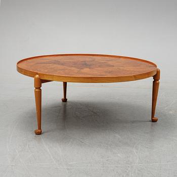 Josef Frank, a model 2139 coffee table, Firma Svenskt Tenn.