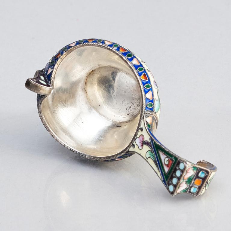 A Russian early 20th century silver and enameled kovsh, mark of the 26th Artel, Moscow 1908-1917.