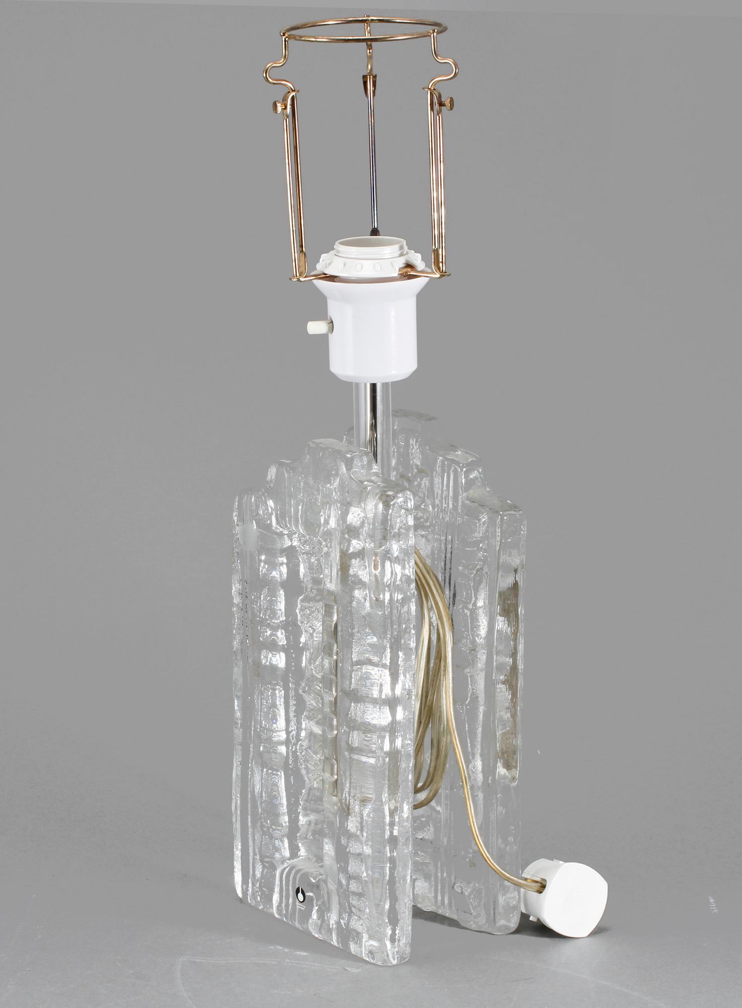 BORDSLAMPA, Pukeberg, 1900-talets andra hälft.
