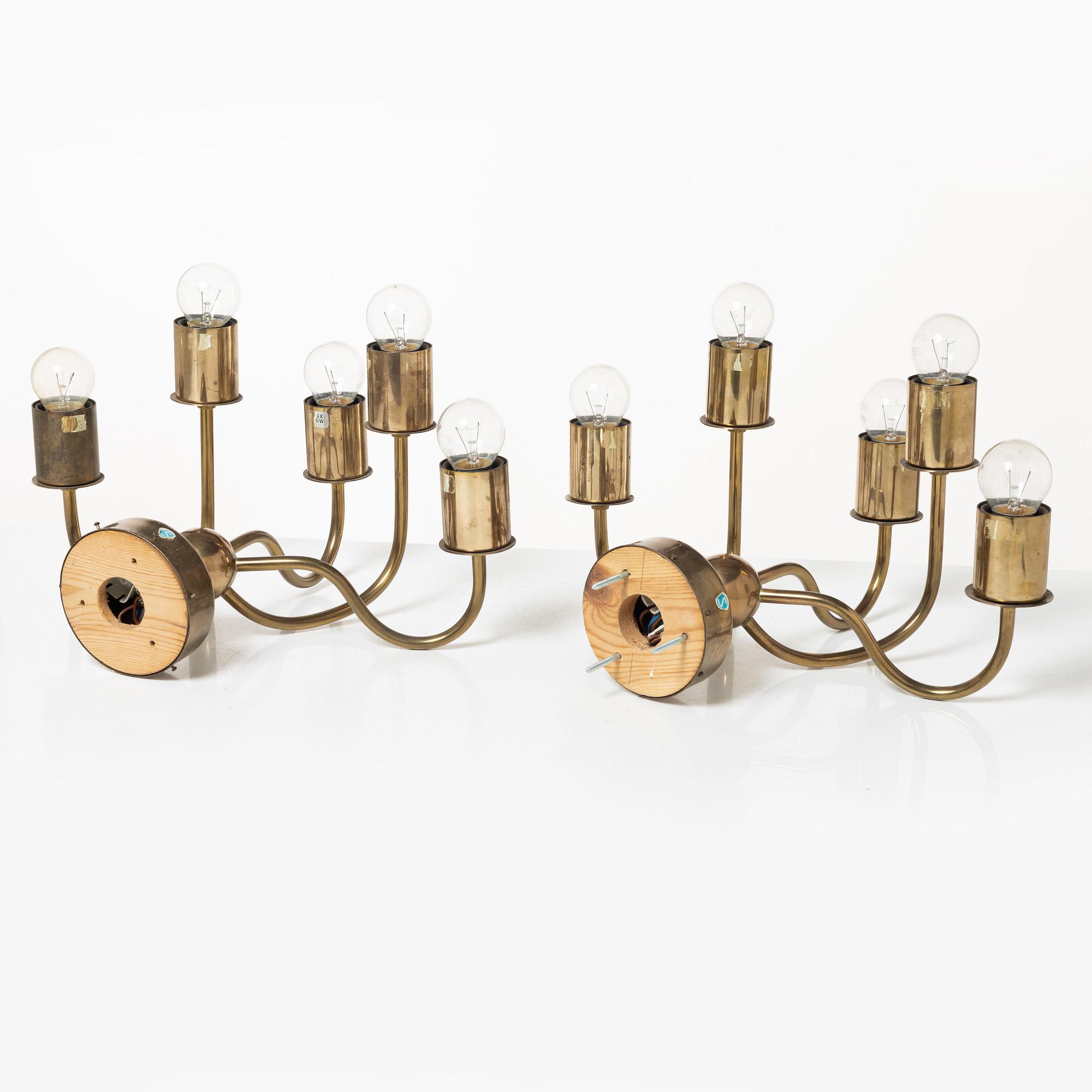 Josef Frank, Vägglampor, ett par, modell B2572 för Firma Svenskt Tenn.