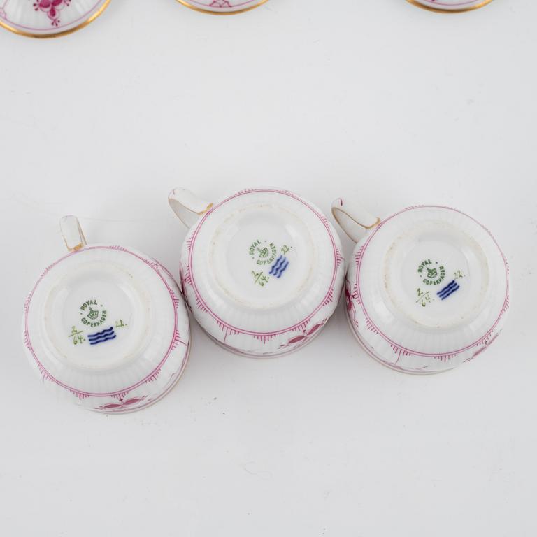 Six porcelain custard cups with covers, Royal Copenhagen, Denmark, around 1900.