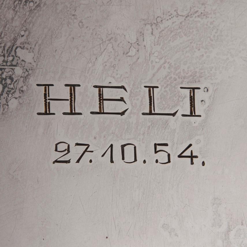 SPEGEL samt DOSA, silver, Auran Kultaseppä Oy, Åbo och Birmingham, England, 1953 och 1925-26. Totalvikt 578 g.