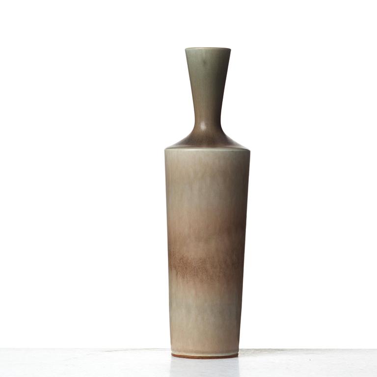 BERNDT FRIBERG, a stoneware vase, Gustavsberg studio, Sweden 1962.