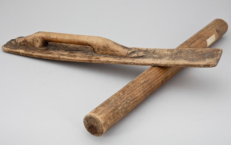 MANGELBRÄDE, 2 delar, allmoge. 1700-tal.