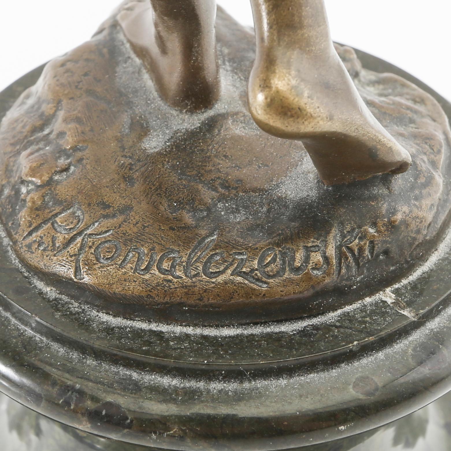 Dekorativ skulptur signerad "Backant".