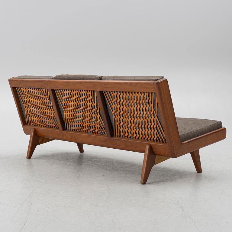 Carl Gustaf Hiort af Ornäs, sofa, "Studio", Puunveisto Oy - Träsnideri Ab, mid-20th century.