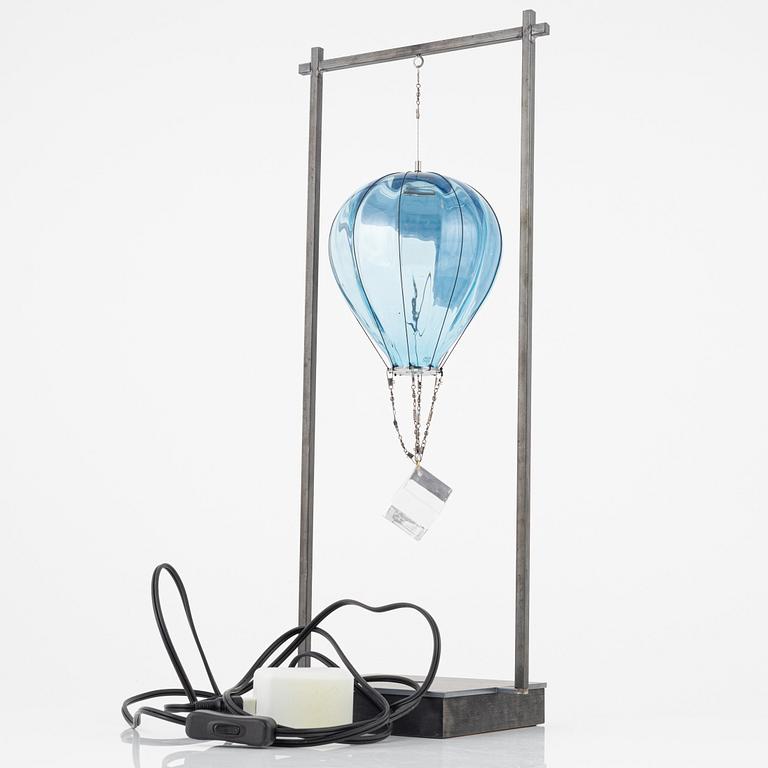 Kjell Engman, skulptur, glas, "Luftballong", signerad och numrerad 20/60.