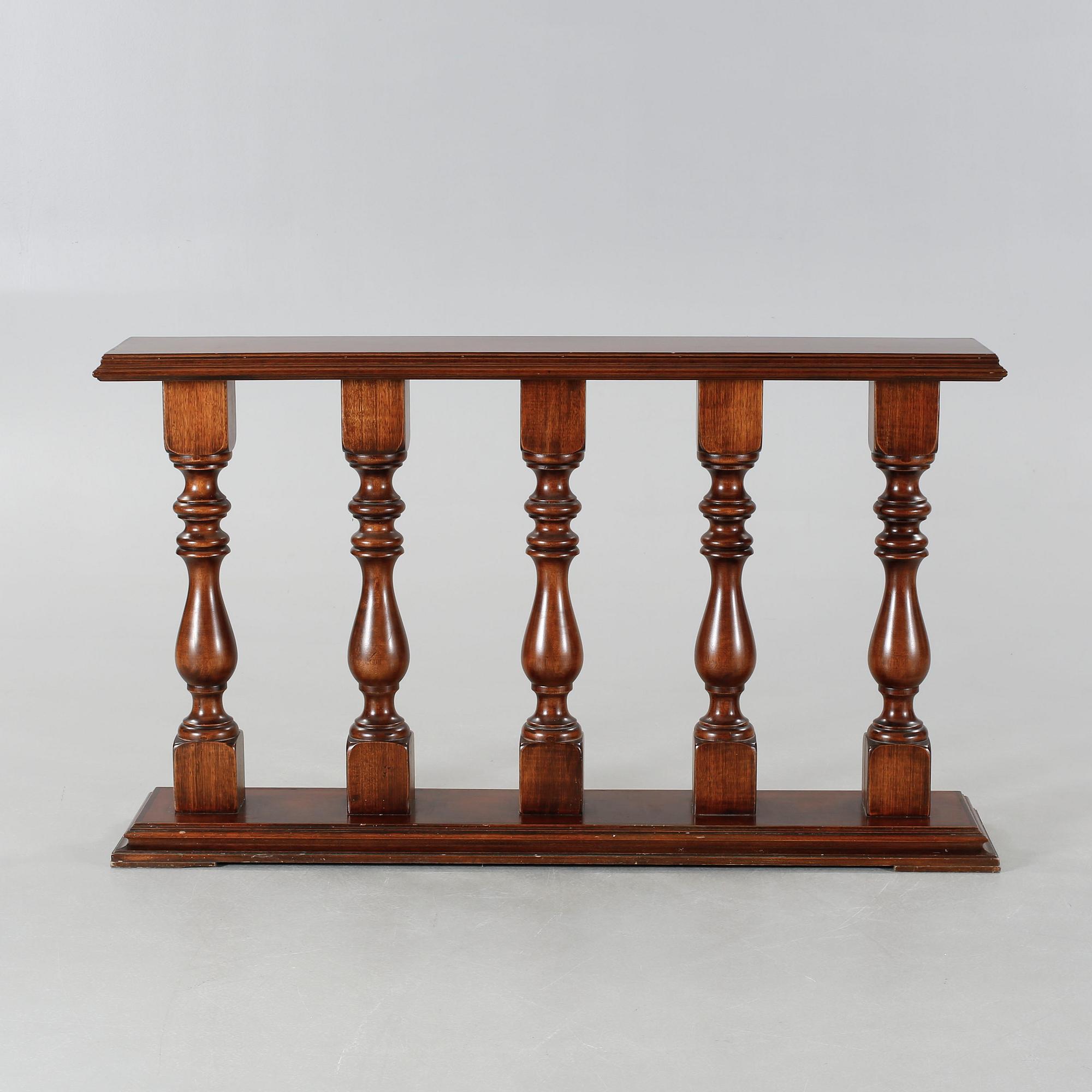 BALUSTRAD, omkring 1900-talets mitt.