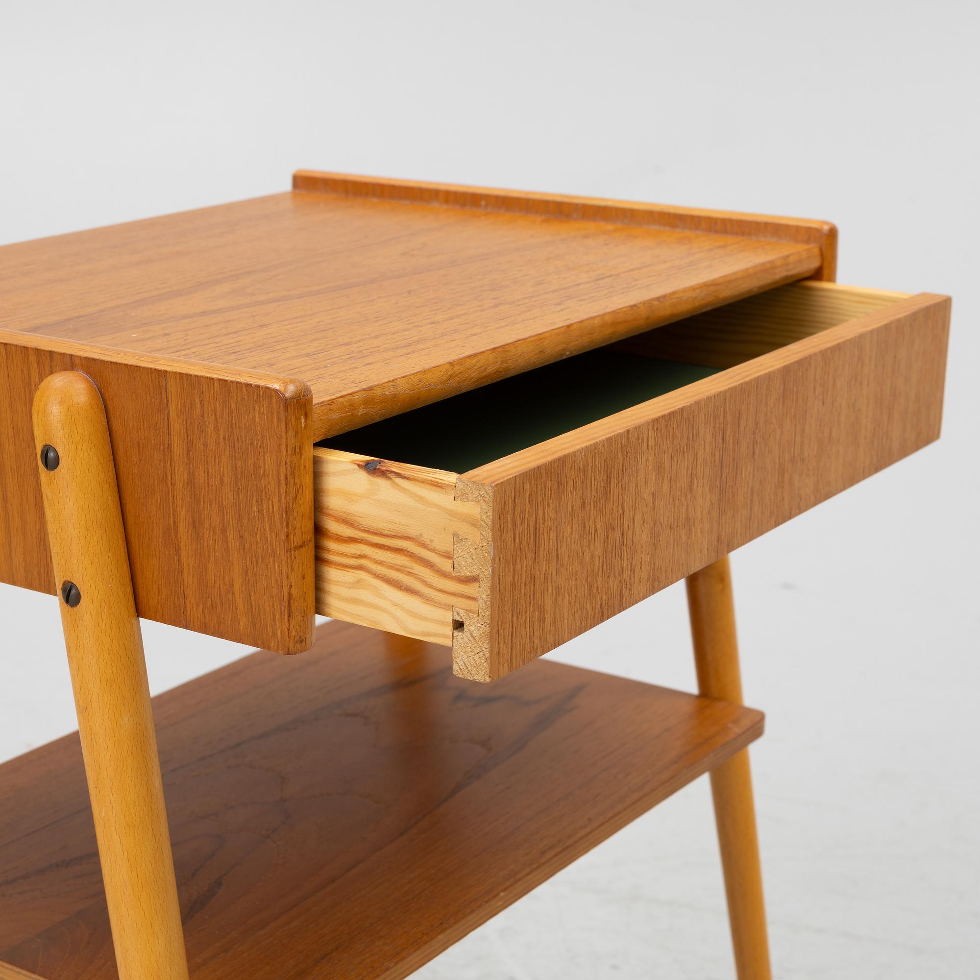 A pair of bedside tables, AB Carlström & co Möbelfabrik, mid20th century.