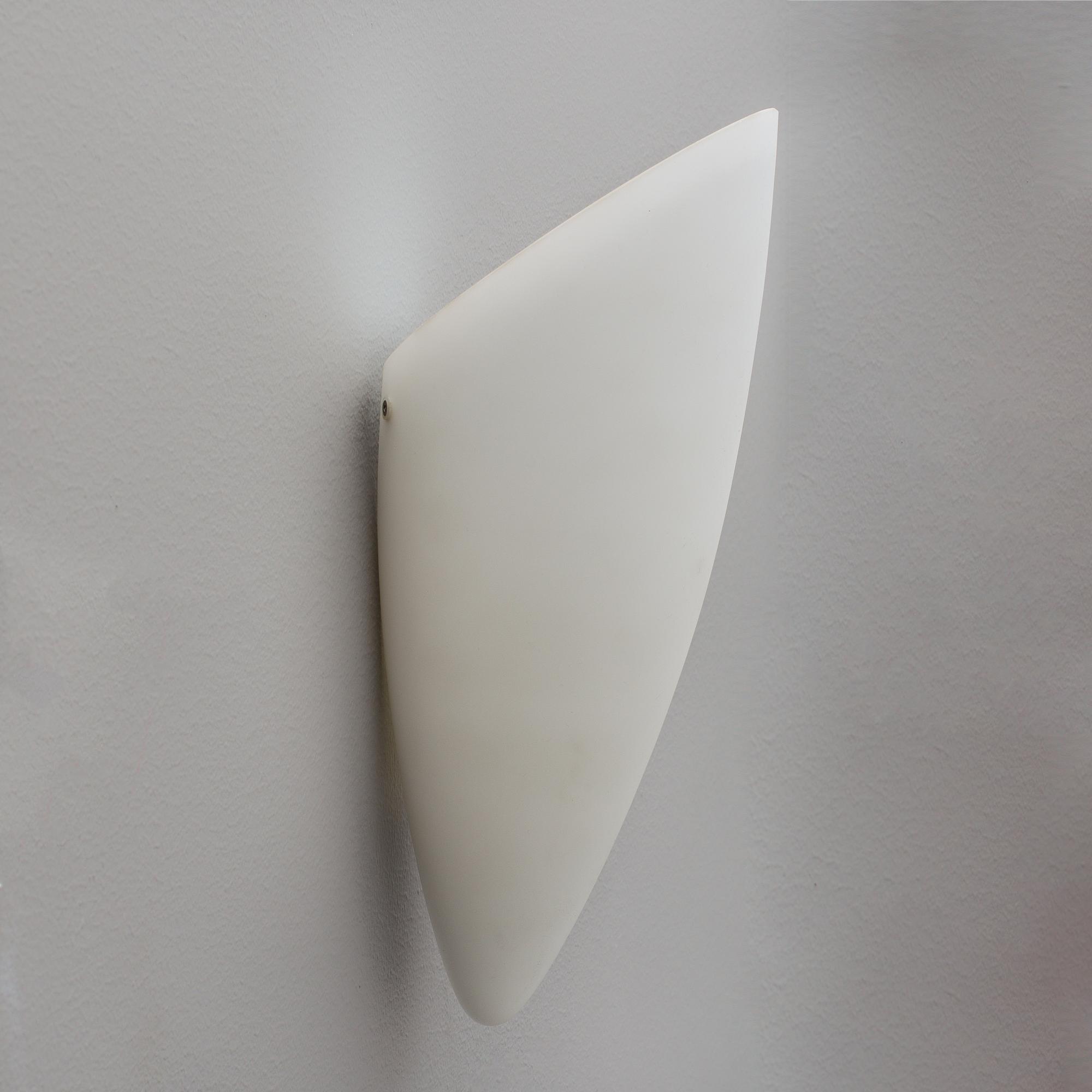 PHILIPPE STARCK, vägglampa, "Lucy Fair", för Flos, 1900-talets andra hälft.