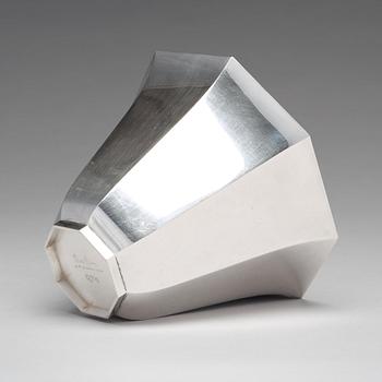 Wiwen Nilsson, an octagonal bell shaped sterling bowl, Lund 1964.