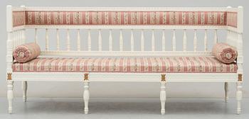 SALONGSGRUPP, 7 delar, gustaviansk stil samt sengustaviansk stil, 1800- och 1900-tal.