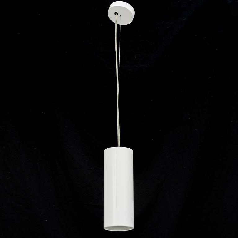 FLOS, taklampa, "Kap Suspension", modellen formgiven av FLOS Architectural.