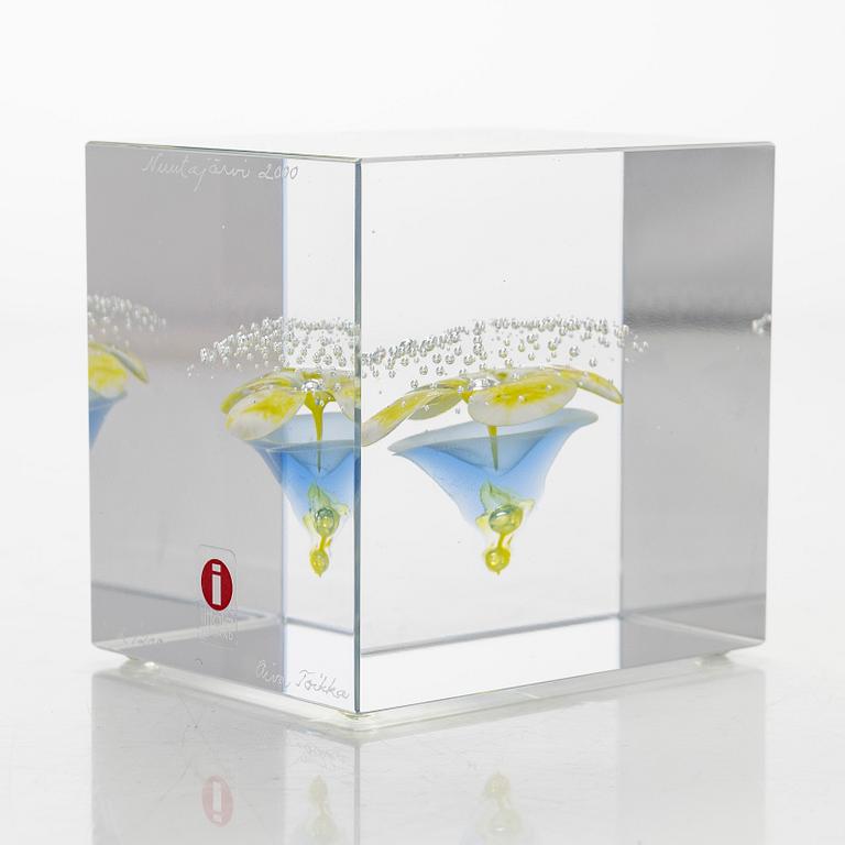 Oiva Toikka, vuosikuutio 2000, signeerattu Oiva Toikka Nuutajärvi 2000, 932/2000.