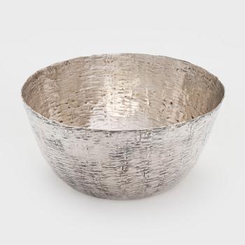 Tapio Wirkkala, a silver bowl, model TW 243, Kultakeskus, Hämeenlinna 1972.