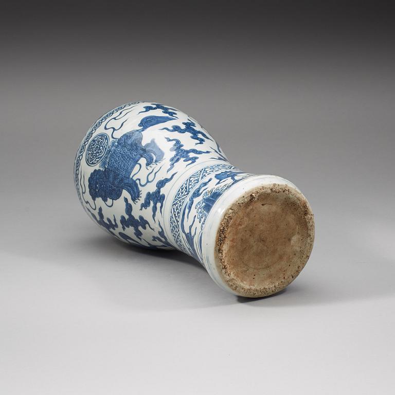 A large rare blue and white Meiping vase, Ming dynasty, Wanli (1572-1620).