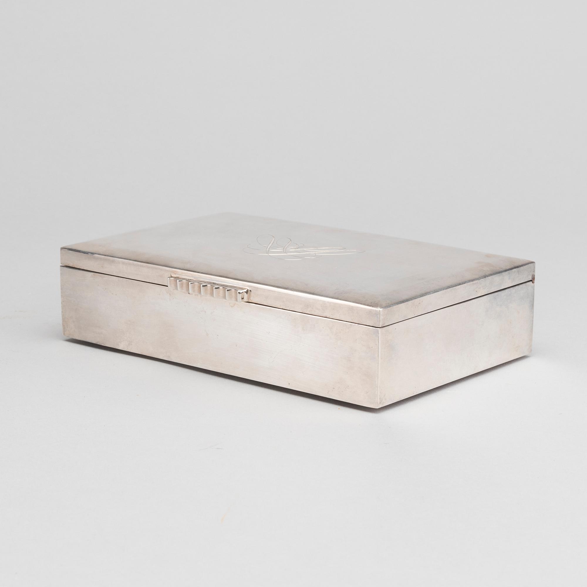 A 20th century silver cigarbox.