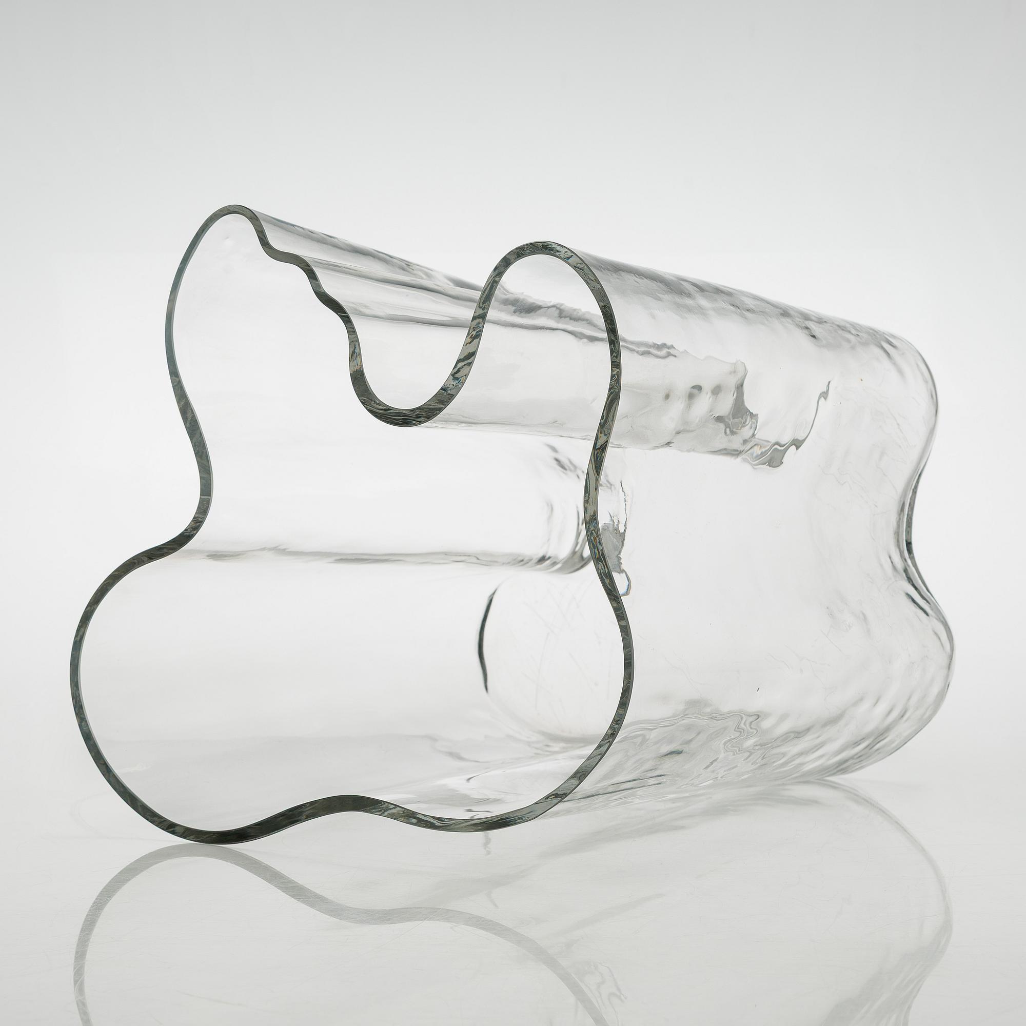 Alvar Aalto, maljakko, 3031, signeerattu Alvar Aalto.