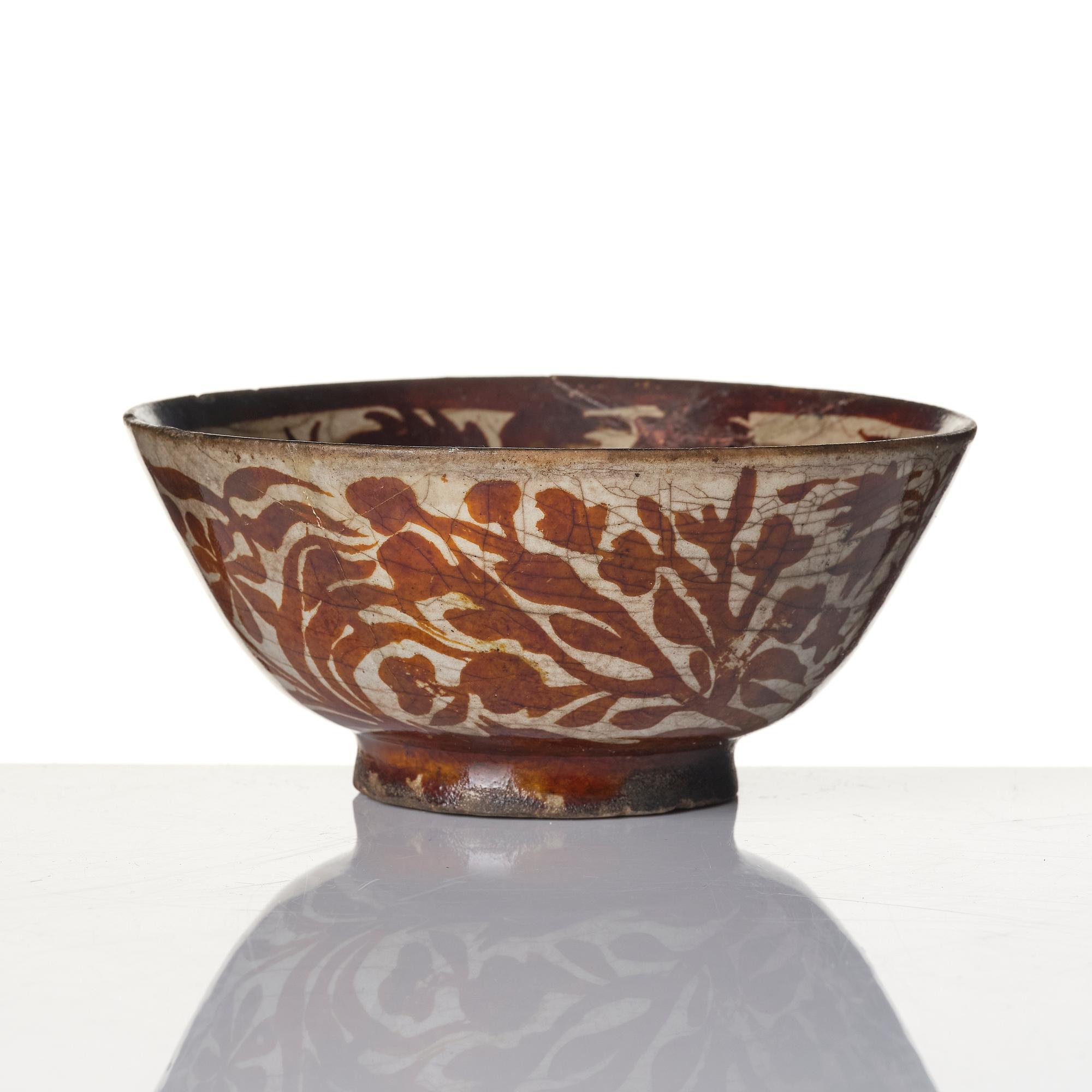 Skål, glaserat lergods, Safavid stil.