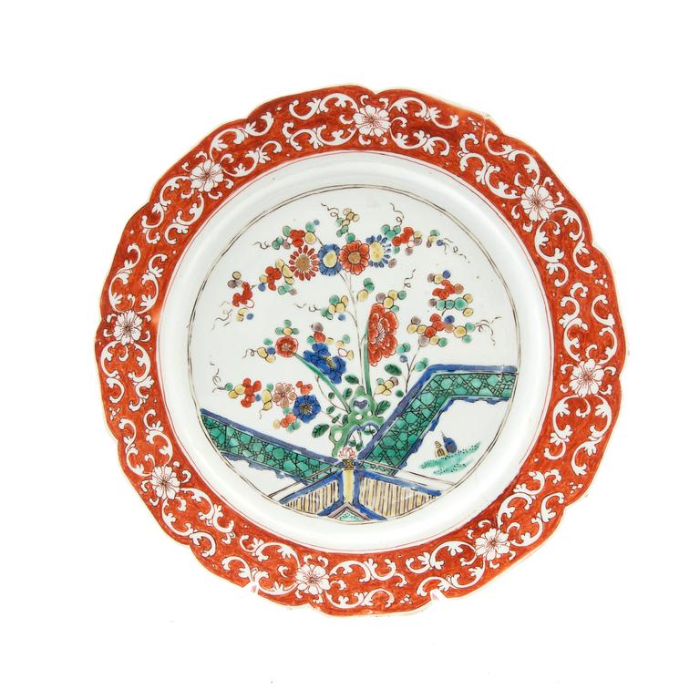 Plate China Kangxi (1666-1722) porcelain.