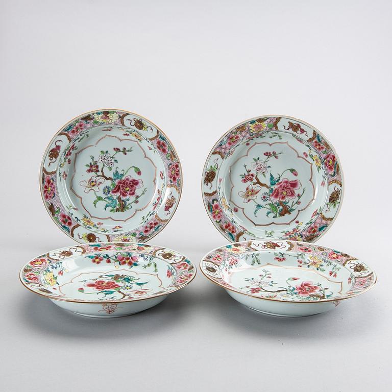 A set of four Qianlong Famille rose porcelain plates.