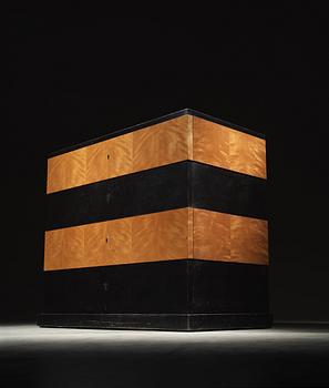 An Axel Einar Hjorth birch chest of drawers, 'Grand', Nordiska Kompaniet, NK, Stockholm 1930.