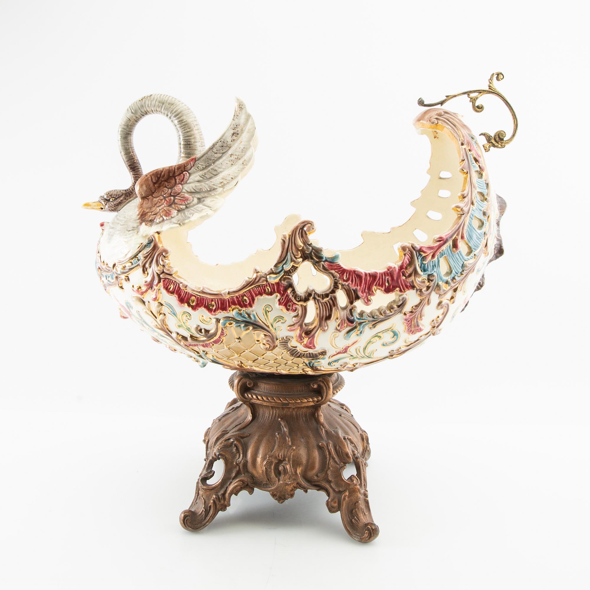 Jardinière/bowl on foot Neo-Rococo early 20th century majolica and metal.
