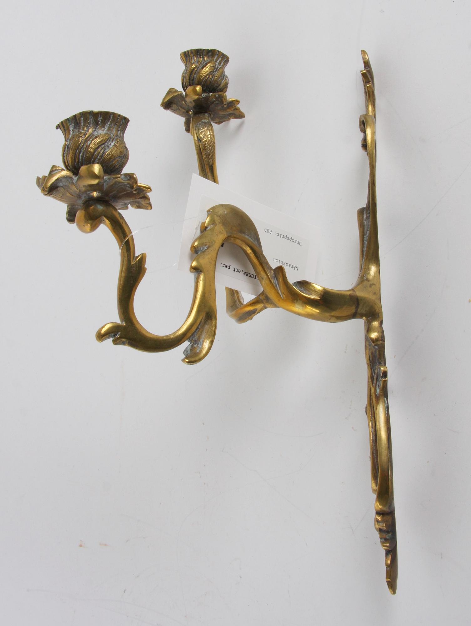 VÄGGAPPLICKER,ett par.