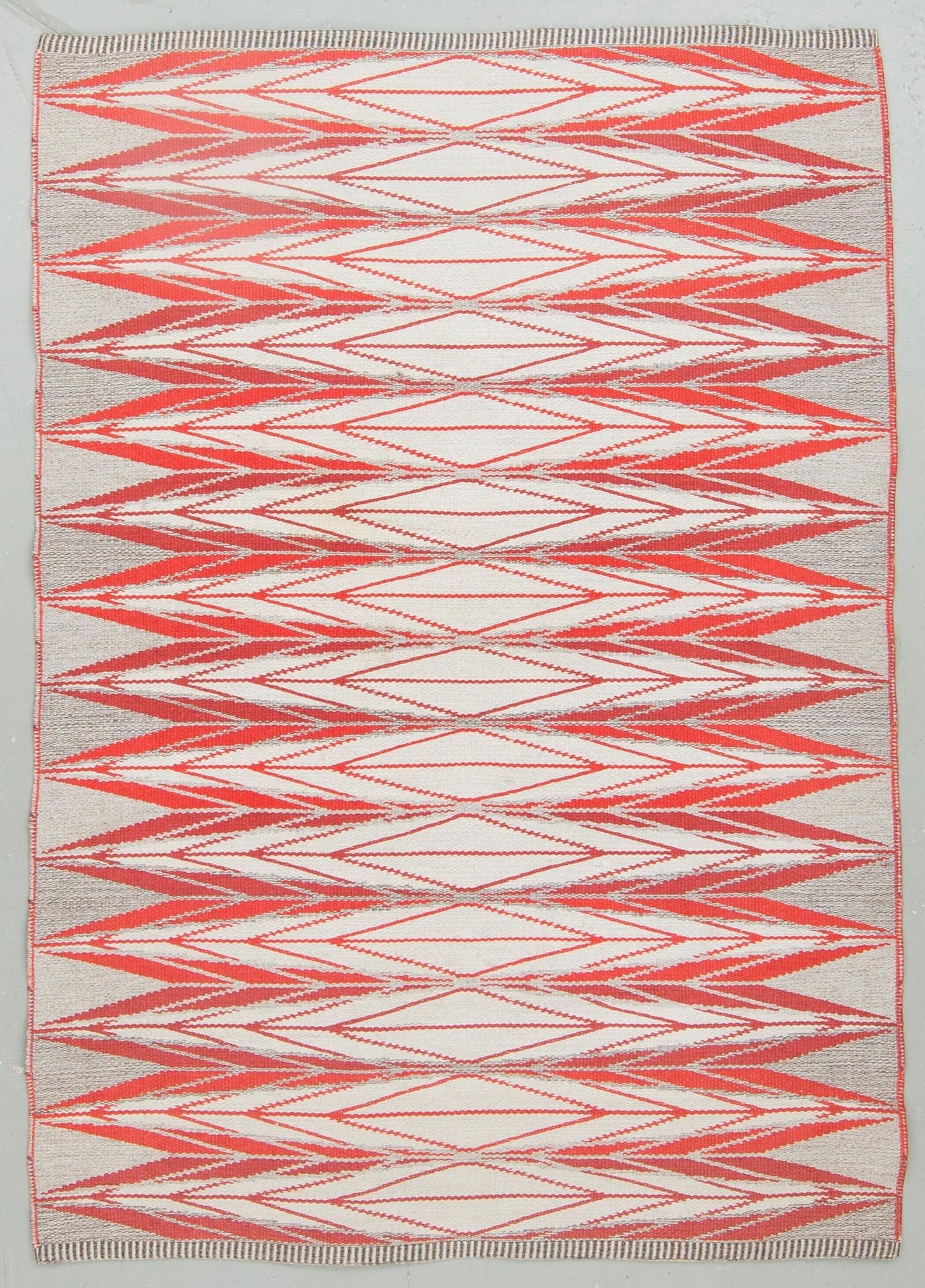 A machine wiwven carpet, designed by  Ingrid Dessau for Kasthall, around 202 x 143 cm.