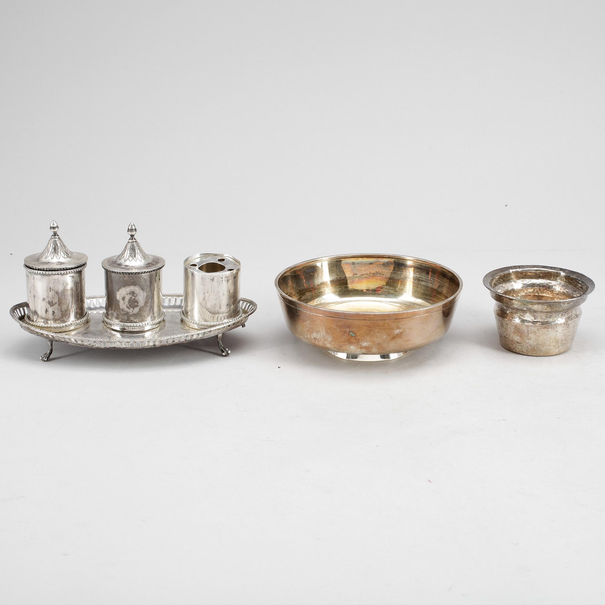 PARTI SILVER, 3 delar, bland annat Claes-Erik Giertta, Stockholm, 1975, total vikt ca 732g.