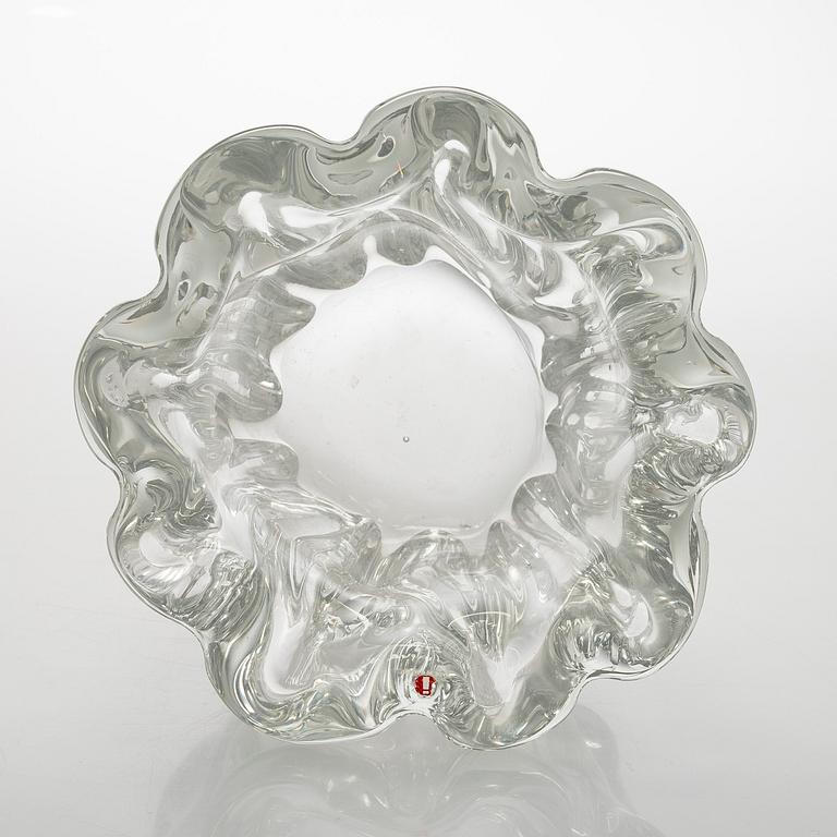 Tapio Wirkkala, maljakko, "Kalvolan kanto", signeerattu Tapio Wirkkala 80/1985.