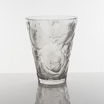Lalique, a glass 'Ispahan rose' vase, second half of the 20th century.